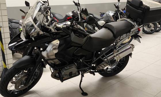 BMW R 1200 GS BMW R 1200 GS